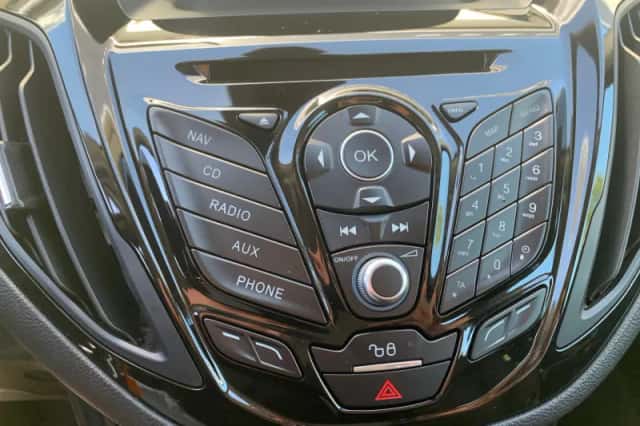 Ford B-Max (2015) thumbnail 24