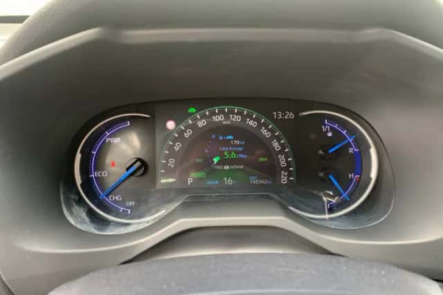 Toyota RAV4 (2019) thumbnail 15