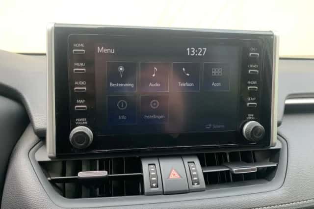 Toyota RAV4 (2019) thumbnail 18