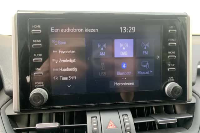 Toyota RAV4 (2019) thumbnail 23
