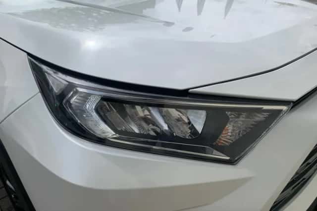 Toyota RAV4 (2019) thumbnail 32