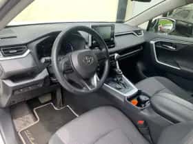Toyota RAV4 (2019) thumbnail 8