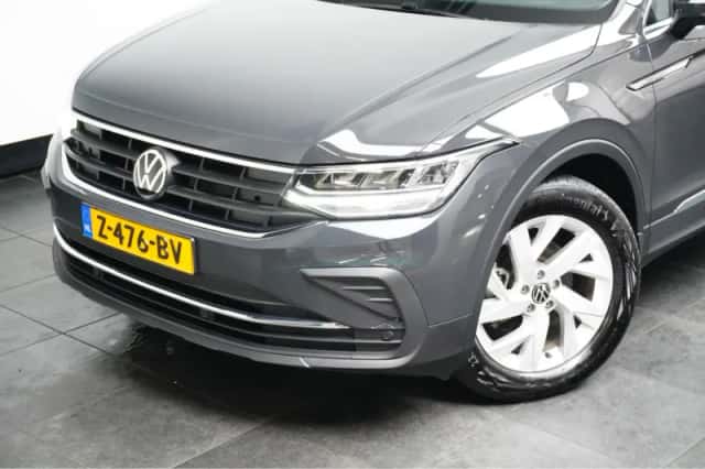 Volkswagen Tiguan (2022) thumbnail 16