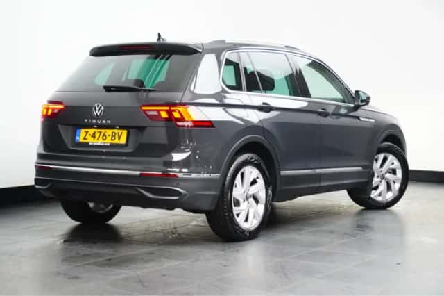 Volkswagen Tiguan (2022) thumbnail 3