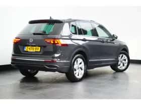 Volkswagen Tiguan (2022) thumbnail 3