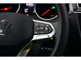 Volkswagen Tiguan (2022) thumbnail 8