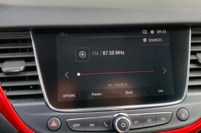 Opel Crossland (2021) thumbnail 17