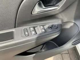 Opel Corsa (2022) thumbnail 9