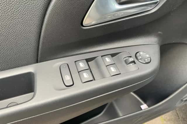 Opel Corsa (2026) thumbnail 4