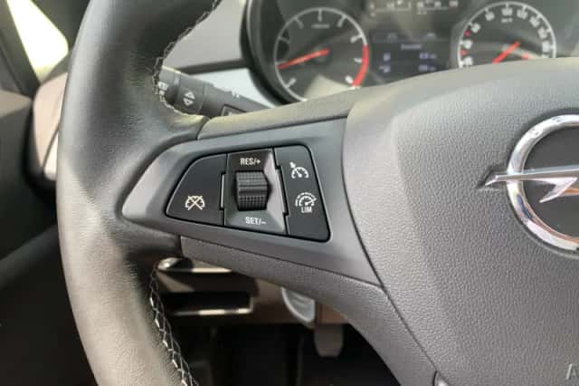 Opel Corsa (2018) thumbnail 12