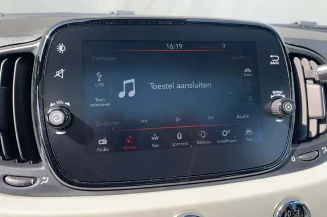 Fiat 500 (2020) thumbnail 17