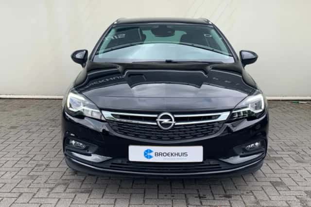 Opel Astra Sports Tourer (2018) thumbnail 2
