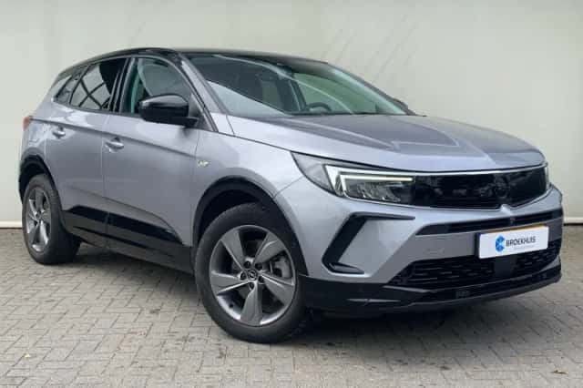 Opel Grandland (2023) thumbnail 3