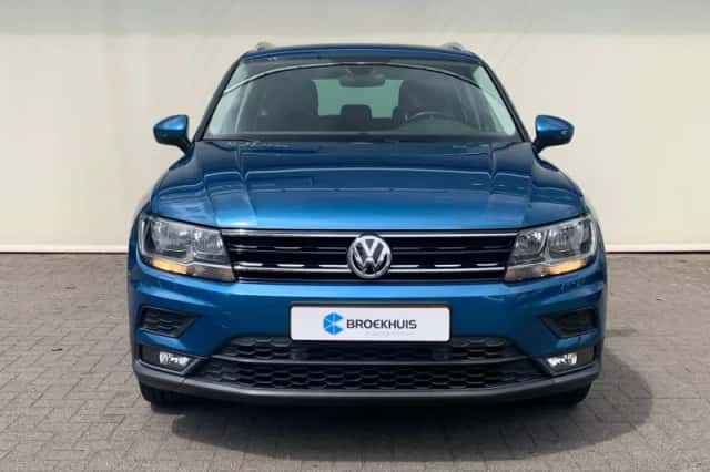 Volkswagen Tiguan (2018) thumbnail 2
