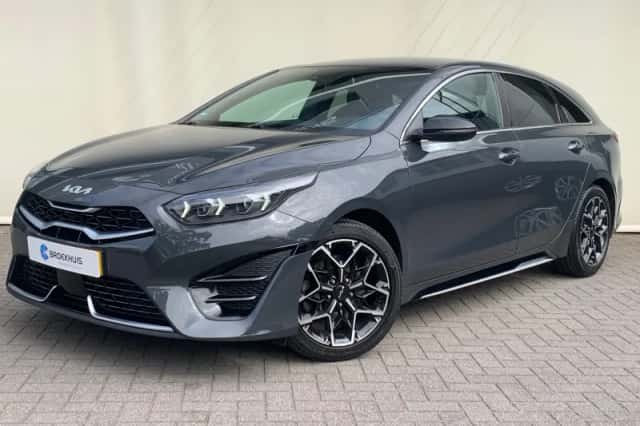 Kia Proceed (2022) thumbnail 1