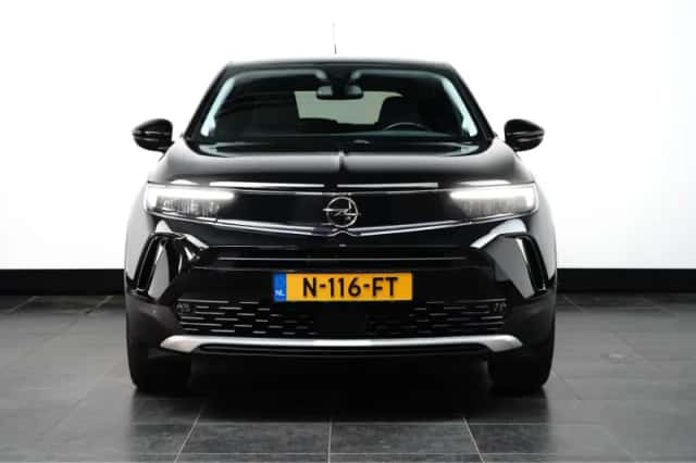 Opel Mokka-e (2021) thumbnail 2