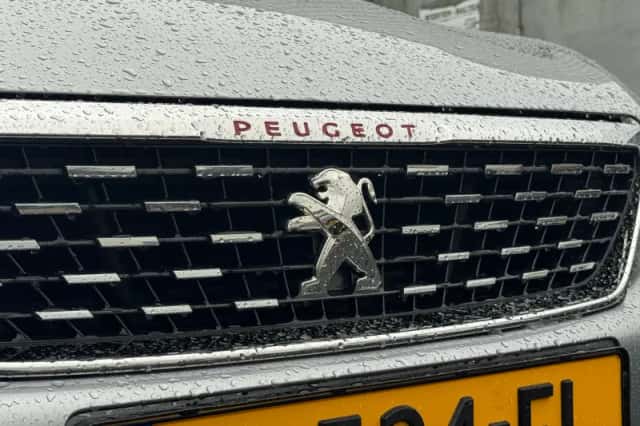 Peugeot 308 (2020) thumbnail 3