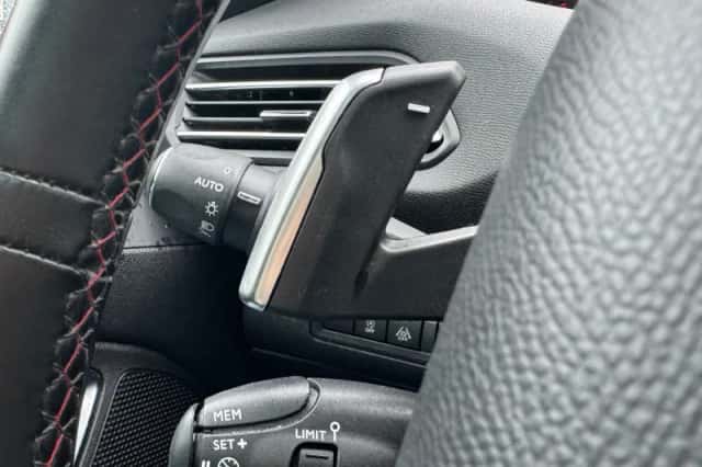 Peugeot 308 (2020) thumbnail 21