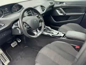 Peugeot 308 (2020) thumbnail 26