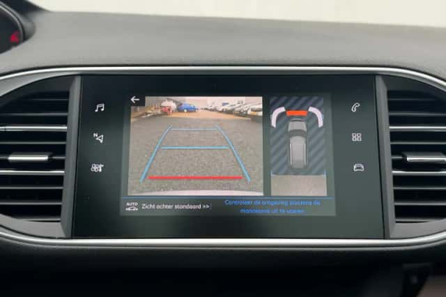 Peugeot 308 (2020) thumbnail 36