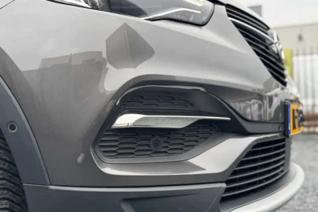 Opel Grandland X (2020) thumbnail 4