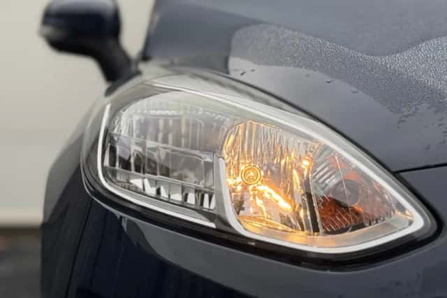 Ford Fiesta (2020) thumbnail 3