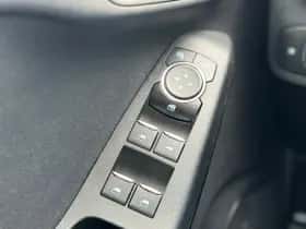 Ford Fiesta (2020) thumbnail 26