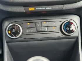 Ford Fiesta (2020) thumbnail 30