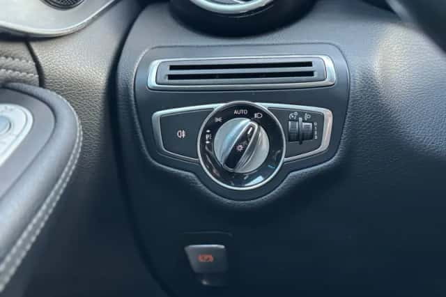 Mercedes-Benz C-Klasse (2015) thumbnail 28