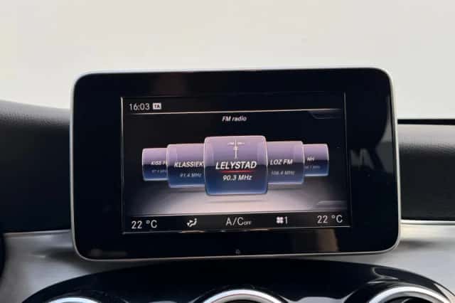 Mercedes-Benz C-Klasse (2015) thumbnail 38