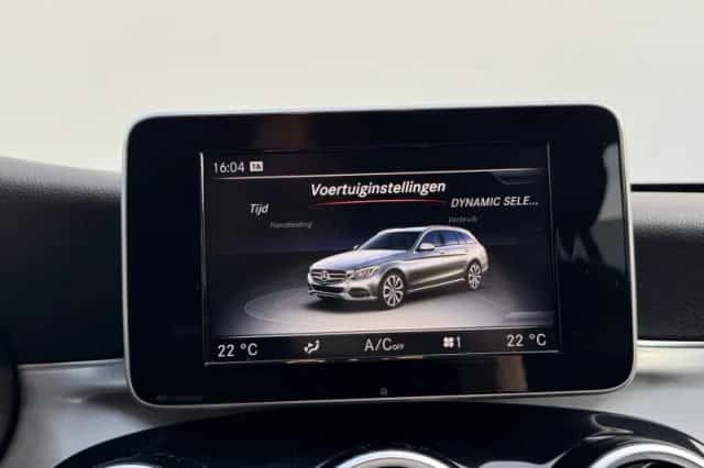 Mercedes-Benz C-Klasse (2015) thumbnail 40