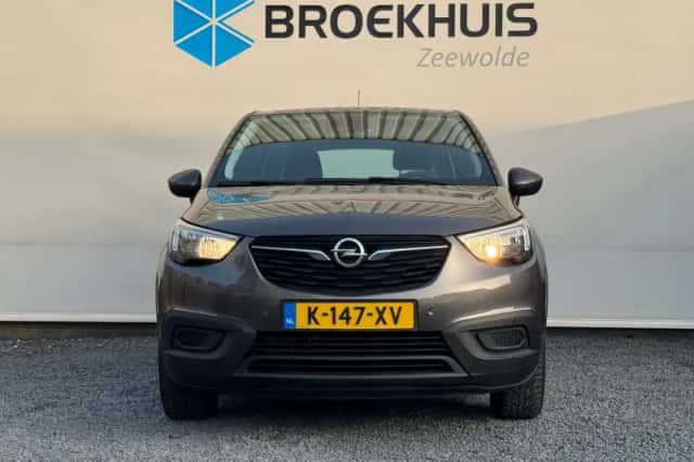 Opel Crossland X (2020) thumbnail 2