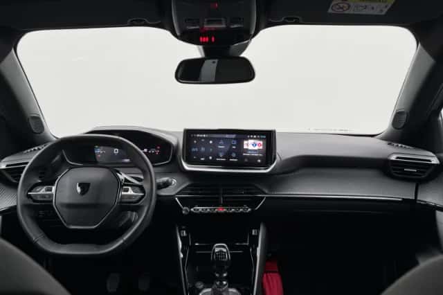 Peugeot 2008 (2025) thumbnail 15