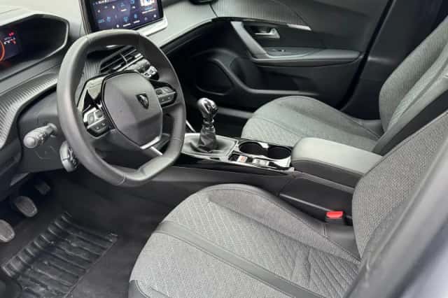 Peugeot 2008 (2025) thumbnail 19
