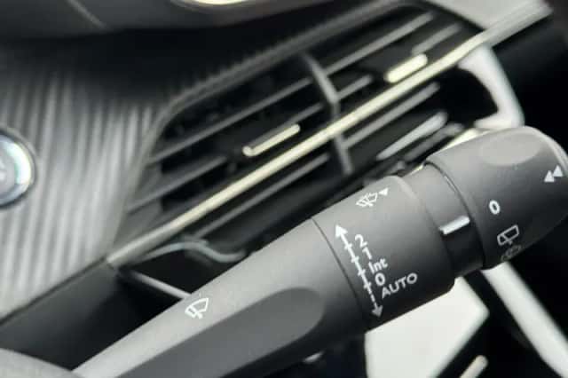 Peugeot 2008 (2025) thumbnail 26