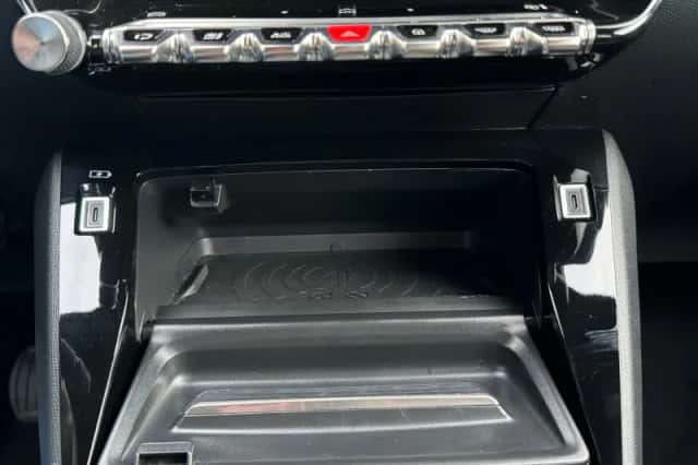 Peugeot 2008 (2025) thumbnail 32