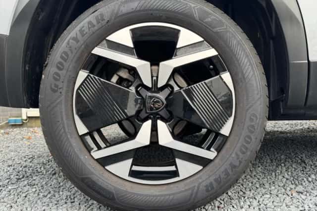 Peugeot 2008 (2025) thumbnail 8