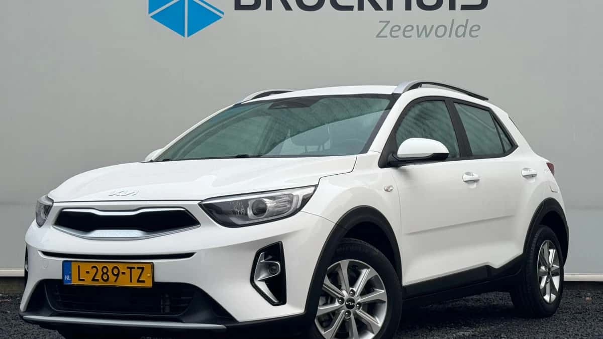 Kia Stonic (2021) — foto 1