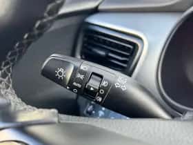 Kia Stonic (2021) thumbnail 25