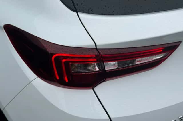 Opel Grandland X (2019) thumbnail 15