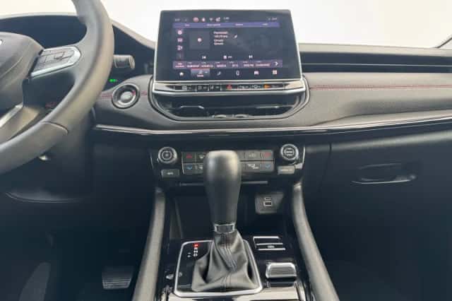 Jeep Compass (2024) thumbnail 34