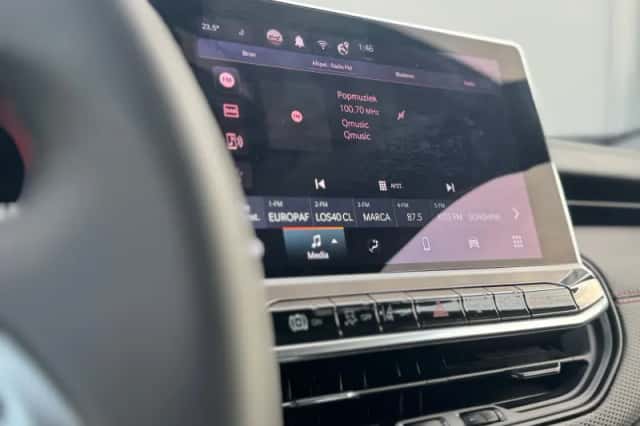 Jeep Compass (2024) thumbnail 42