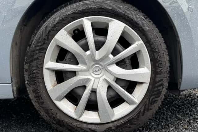 Opel Corsa (2025) thumbnail 8