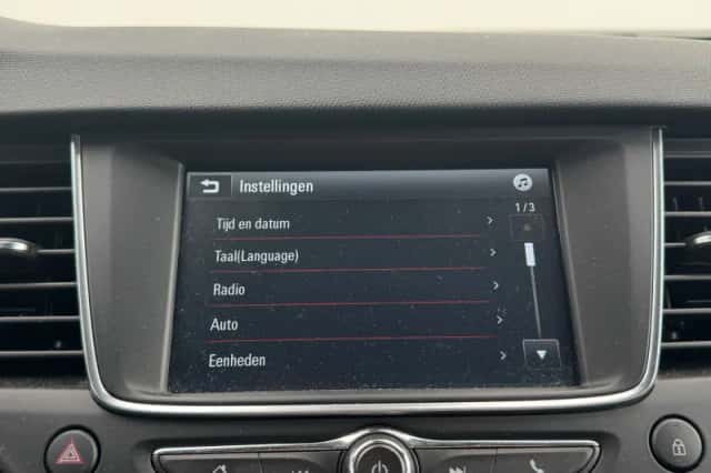 Opel Crossland (2022) thumbnail 38