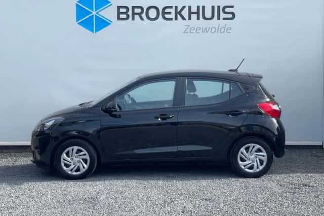 Hyundai i10 (2024) thumbnail 2