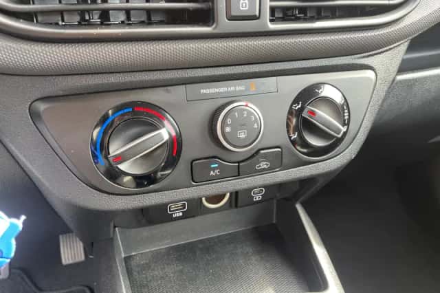 Hyundai i10 (2024) thumbnail 21