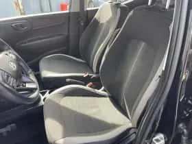 Hyundai i10 (2024) thumbnail 24