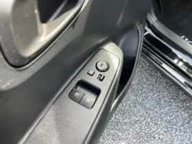 Hyundai i10 (2024) thumbnail 9