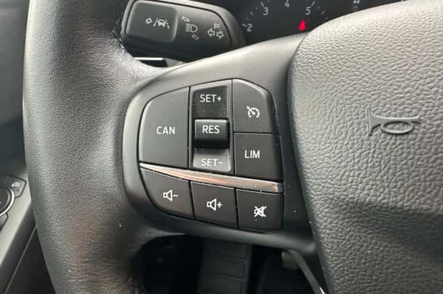 Ford Focus (2020) thumbnail 12