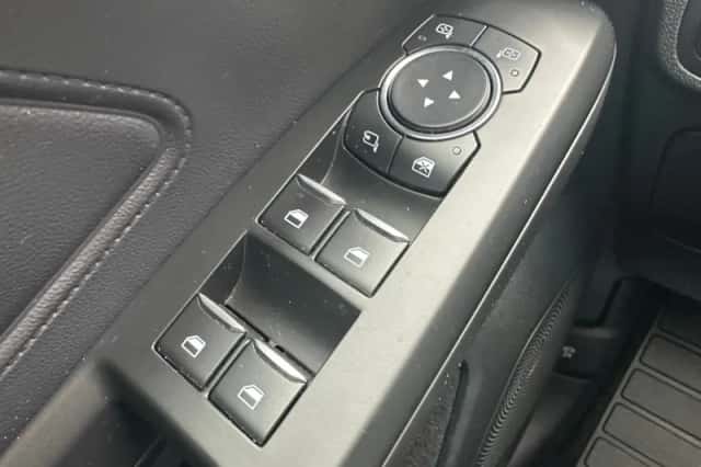 Ford Focus (2020) thumbnail 10
